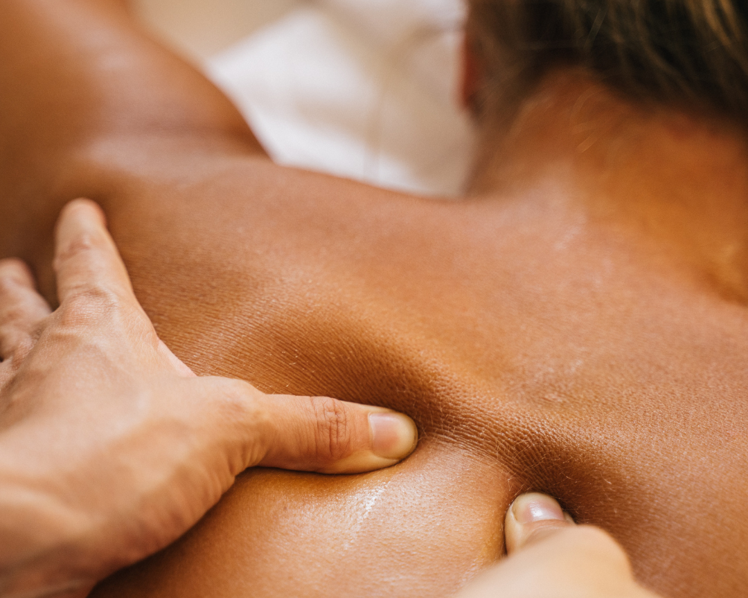 DOES MASSAGE HELP TO TREAT MUSCLE PAIN?